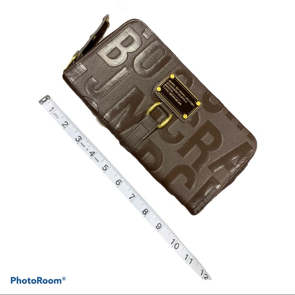 Embossed Wristlet - Picture 4 of 10